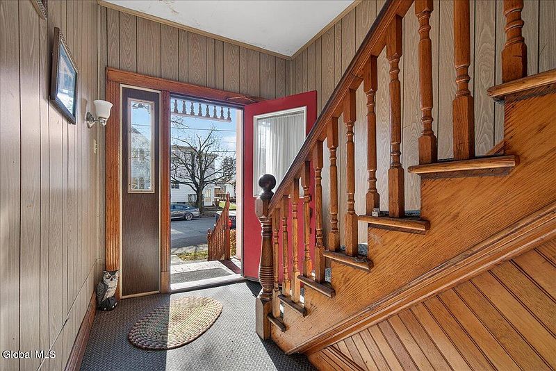 2nd image of 502 Broadway