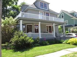 44 Bartlett Ave, Cranston, RI 02905
