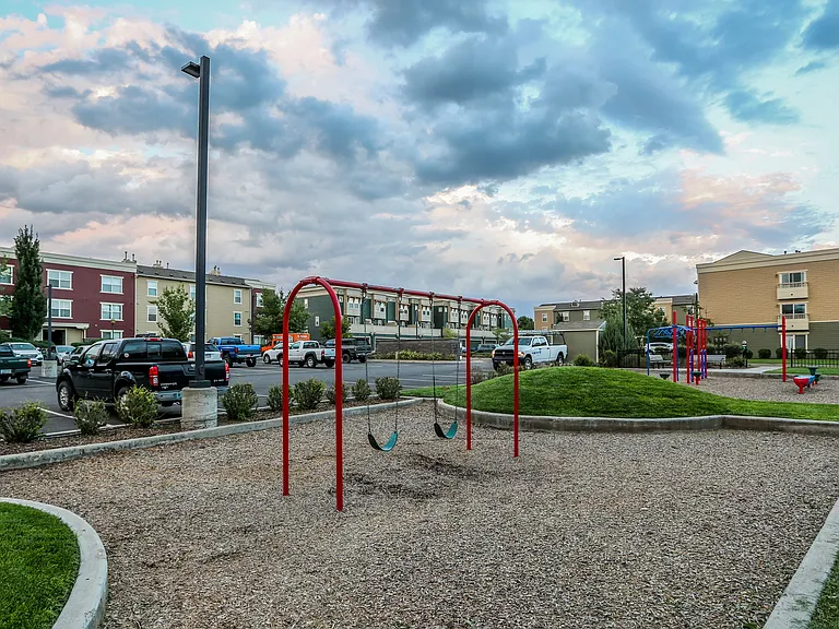 Belle Creek Apartments — Photo 22