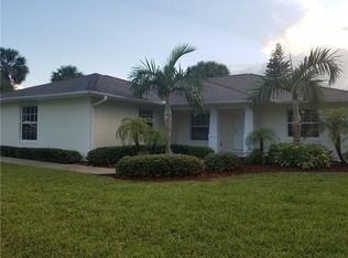 7755 93rd Ct, Vero Beach, FL 32967
