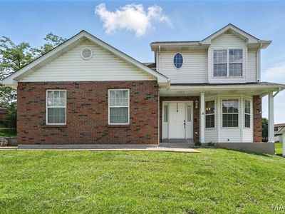 3925 Yaeger Rd, Saint Louis, MO, 63129