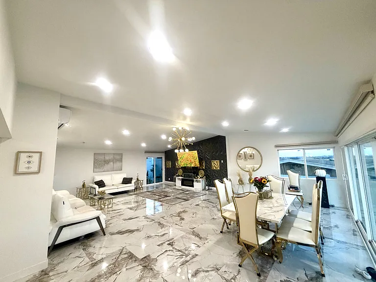 3647 Ethan Allen Ave — Photo 4