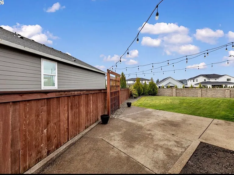 1601 S 46th Pl — Photo 16