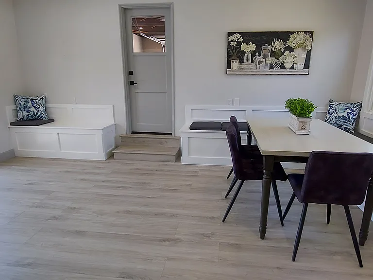 17 Maxine Dr — Photo 5