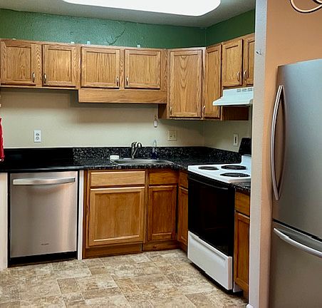 2nd image of 860 W Moorhead Cir APT 1D