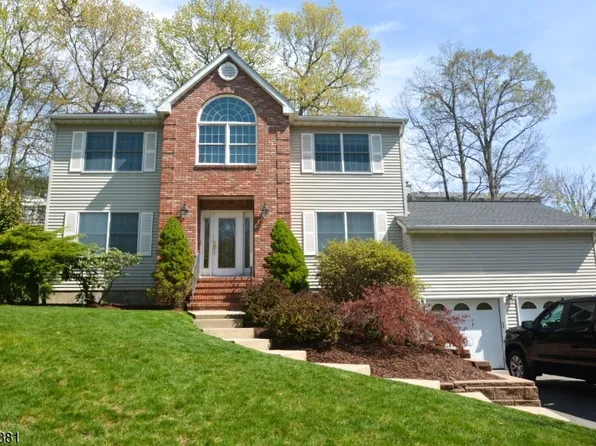 27 Sherbrook Dr, Rockaway Twp., NJ 07866