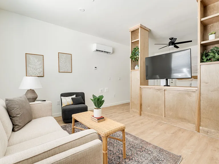 B12 Apartments — Photo 33
