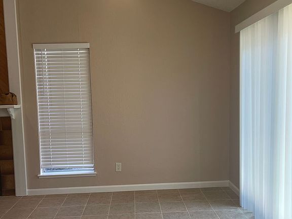 5th image of 6341 Port Gibson Ct