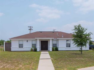 402 Dutour Ct, Laredo, TX 78045