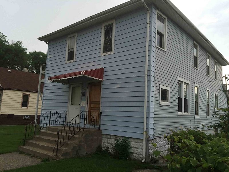1st image of 4937 Pine Ave