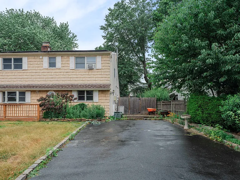 Coppersmith Rd — Photo 3