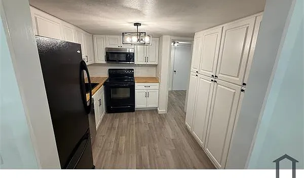 7604 Camarina Calle — Photo 8