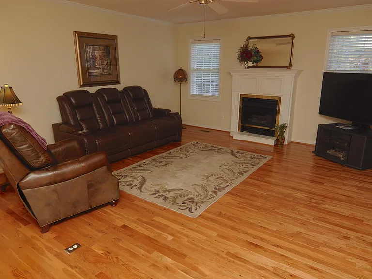 1331 Camping Rd — Photo 8