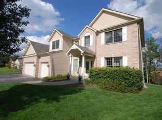 1119 Long Bay Ct, Antioch, IL 60002