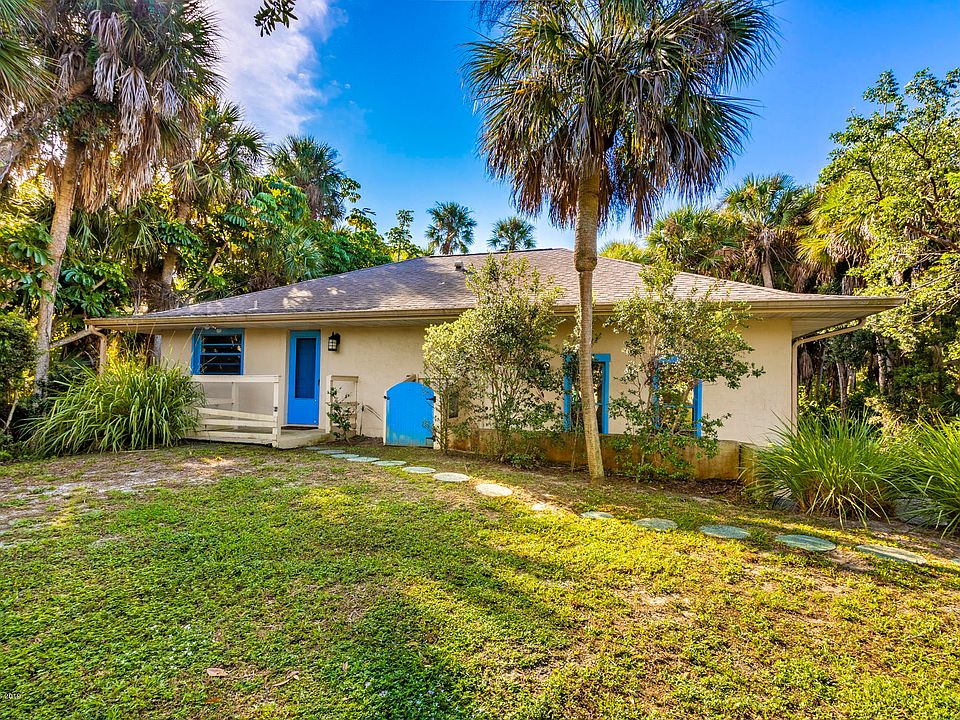 1st image of 295 Pelican Dr