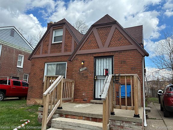 3rd image of 14930 Lauder St
