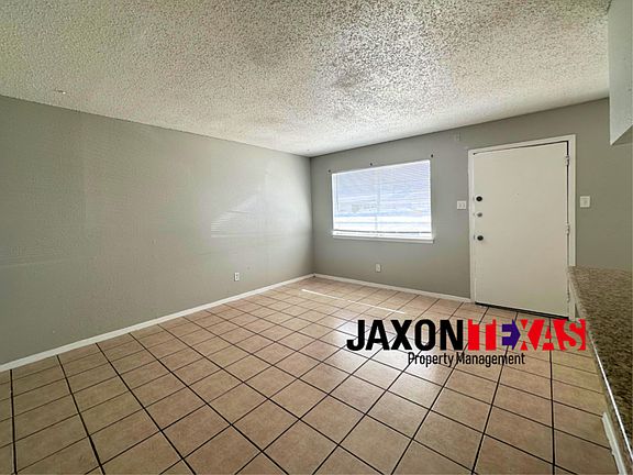 3rd image of 4930 Hercules Ave #6