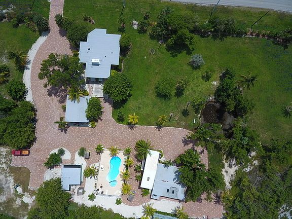 2nd image of 230 E Shore Dr
