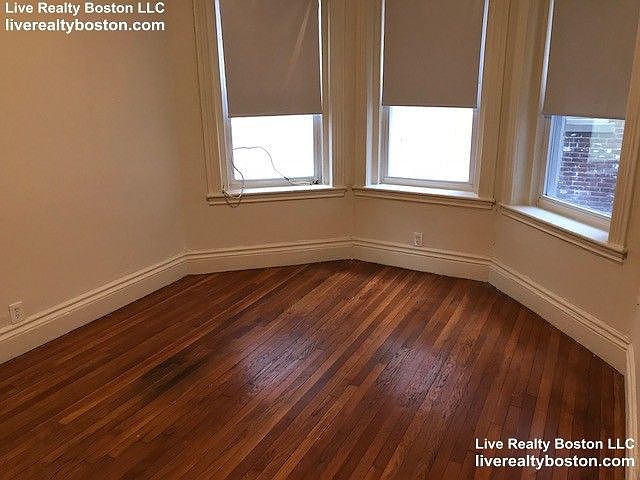 2nd image of 5 Walbridge St APT 11R