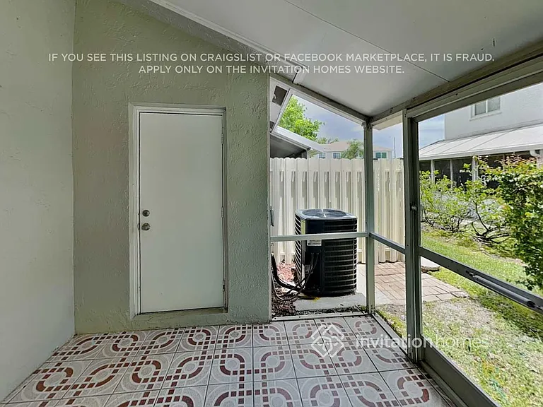 4728 SW 13th Pl — Photo 18