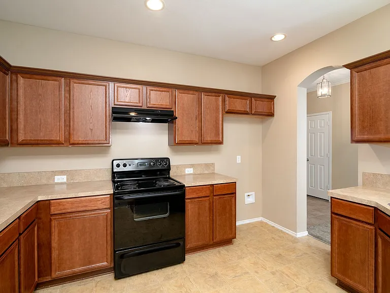 2510 Sedona St — Photo 9