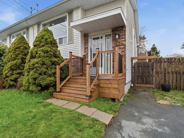 13 Londra Ct, Halifax, NS B2W 5A5