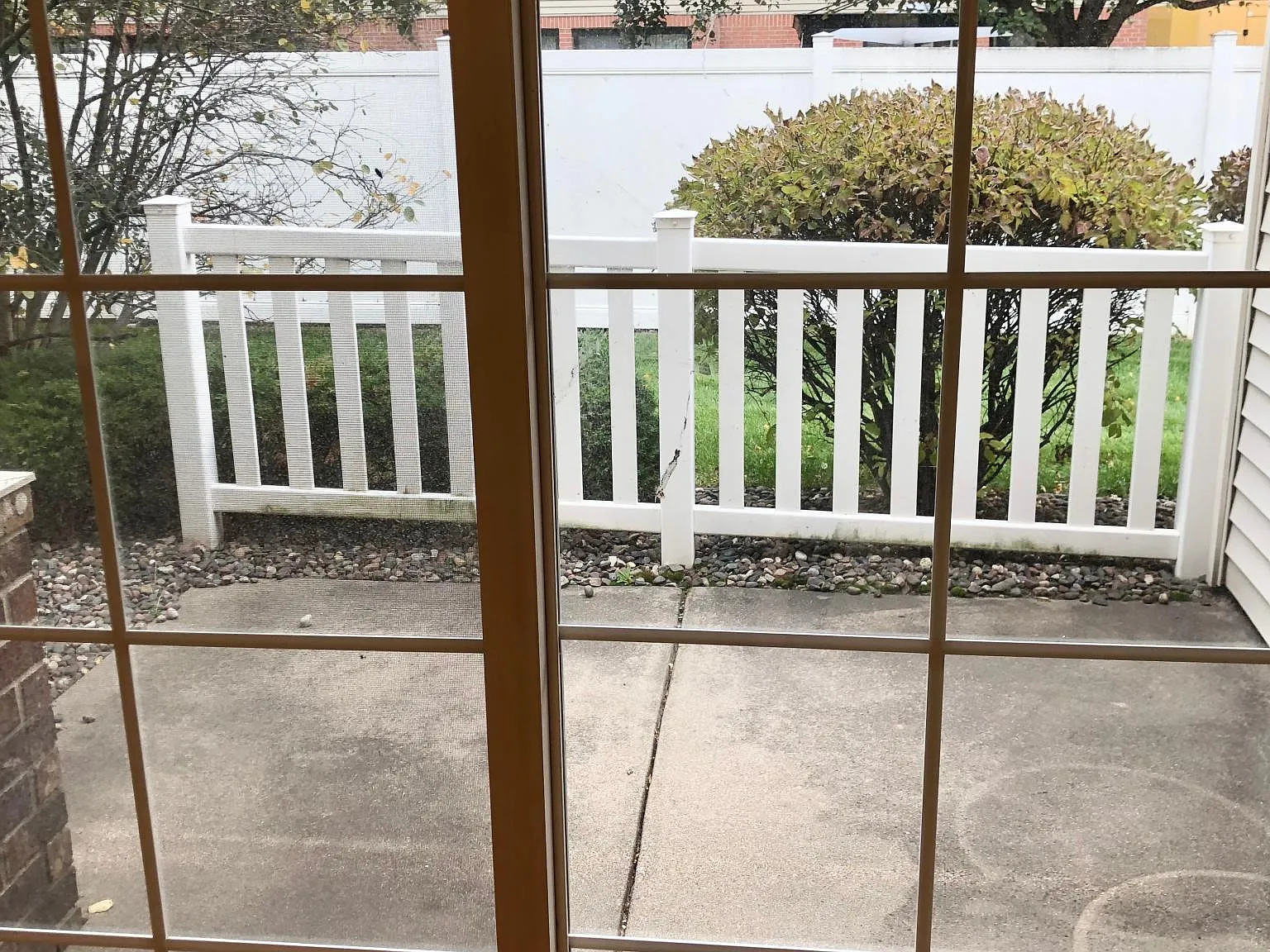 2 bed, 1.5 bath, 1115 sqft, $1,850 — Photo 2