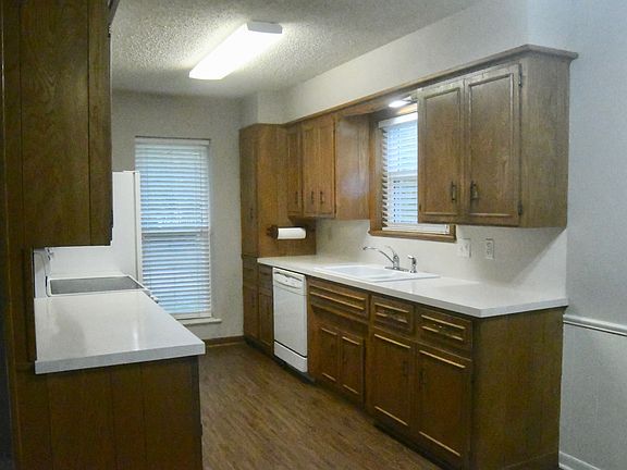 4th image of 2029 Suanne Dr