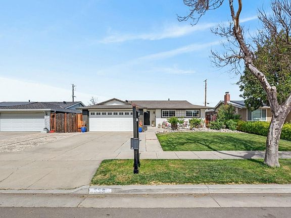 2nd image of 559 Yurok Cir