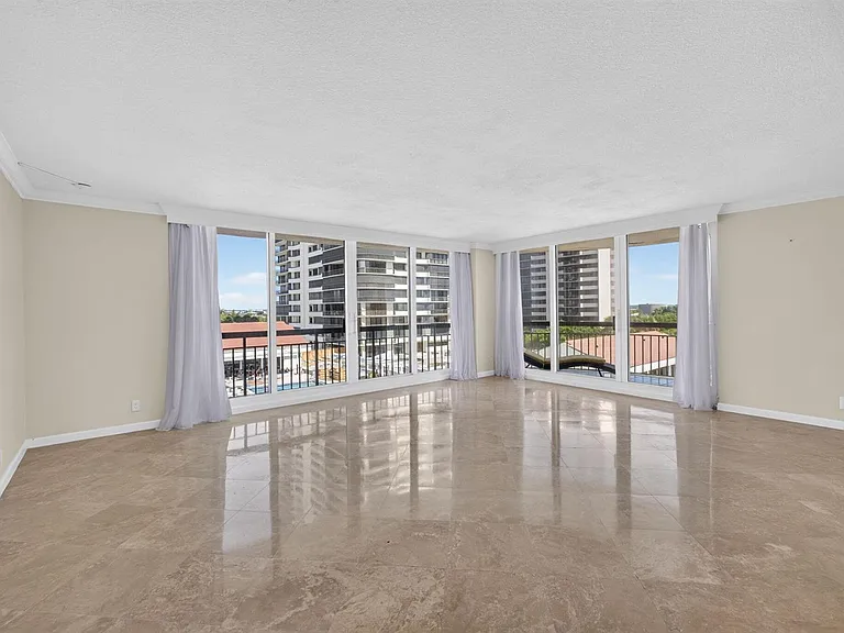 4000 N Ocean Dr #403 — Photo 14