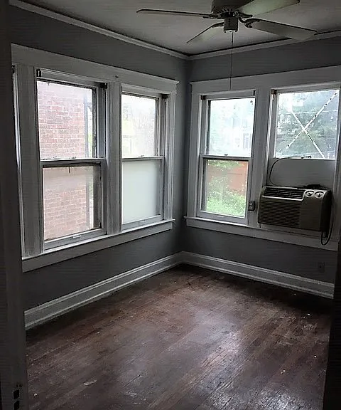 Valentine Place Apartments — Photo 69
