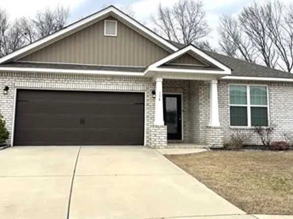 154 Fernhill Dr NW, Madison, AL 35757