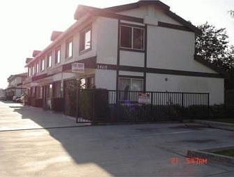 1st image of 1405 N Grove Ave APT F