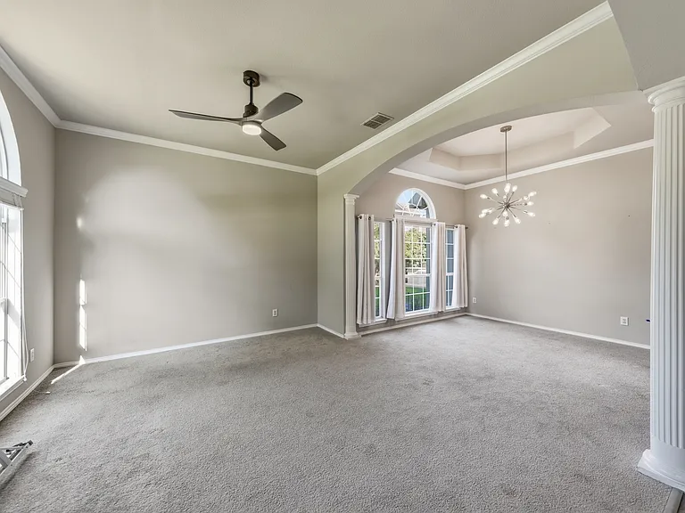 2416 McCarran Dr — Photo 33