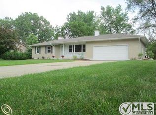6723 Picketts Way, Lansing, MI 48917
