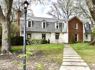 2478 W Warwick Rd, Muncie, IN 47304