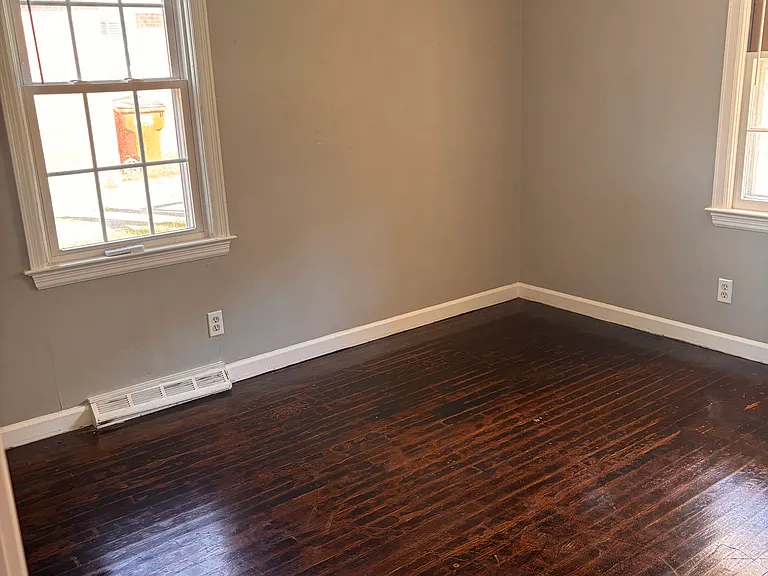 124-126 Greenbriar Rd — Photo 7