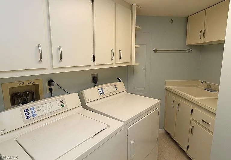 4251 Gulf Shore Blvd N #17A — Photo 22