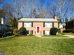 312 Lamond Pl, Alexandria, VA 22314