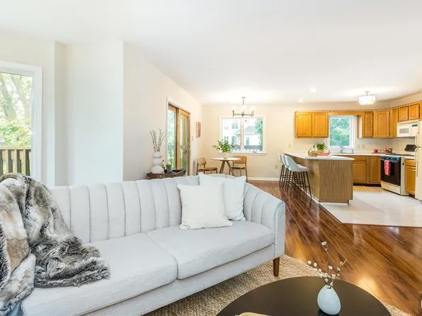 7 Di Donna Ct #A007, Clifton, NJ 07013