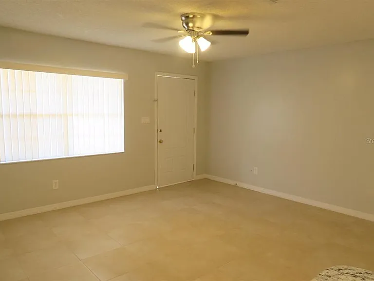1513 Sophie Blvd — Photo 6