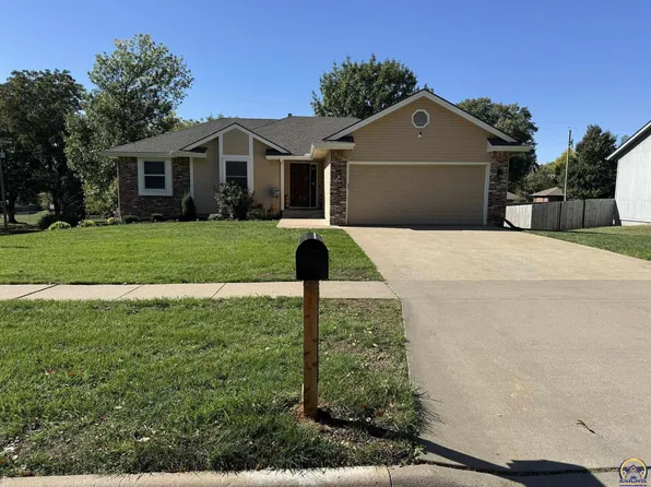 1053 SW Harvey St, Topeka, KS 66604