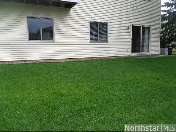 2nd image of 974 Pondview Ct