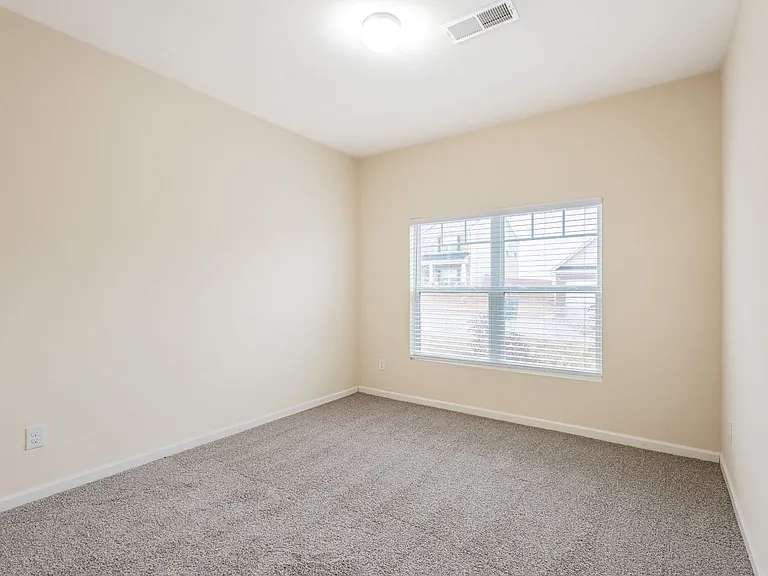6130 Mahogany Ter — Photo 25
