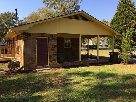 5th image of 601 Wildwood Dr
