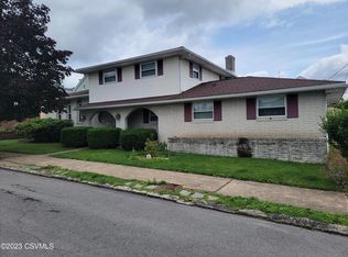 35 N Beech St, Mount Carmel, PA 17851