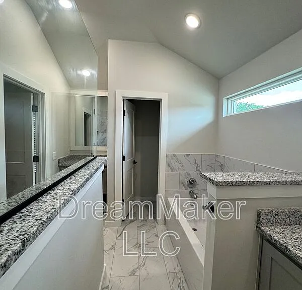 5176 Lily Ln — Photo 13
