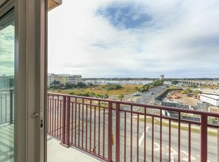 150 Bee St APT 501, Charleston, SC 29401