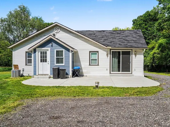 5380 Center St, Clarkston, MI 48346