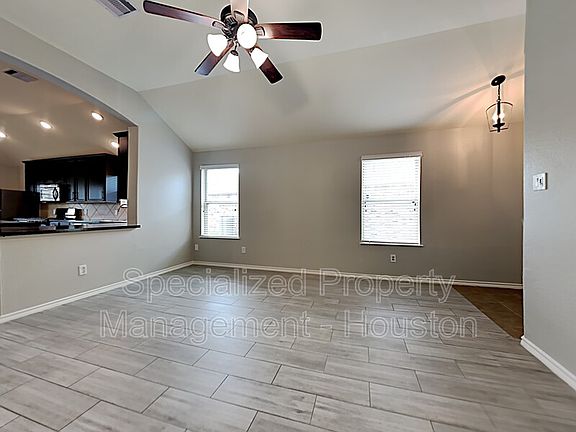 4th image of 3606 Arbor Trails Dr